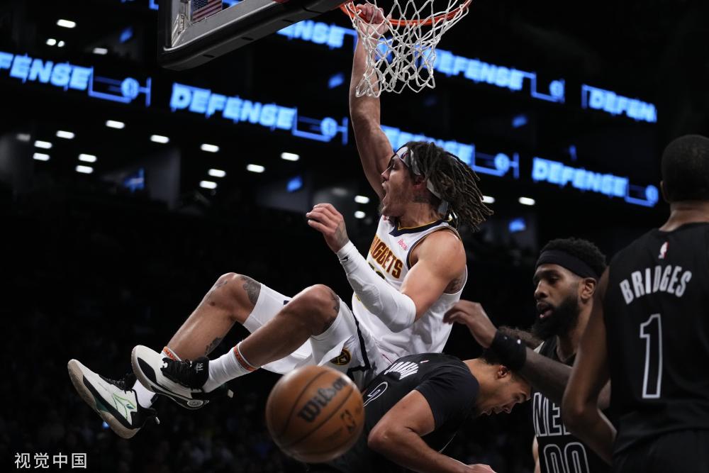 让她成为队 让她成为队