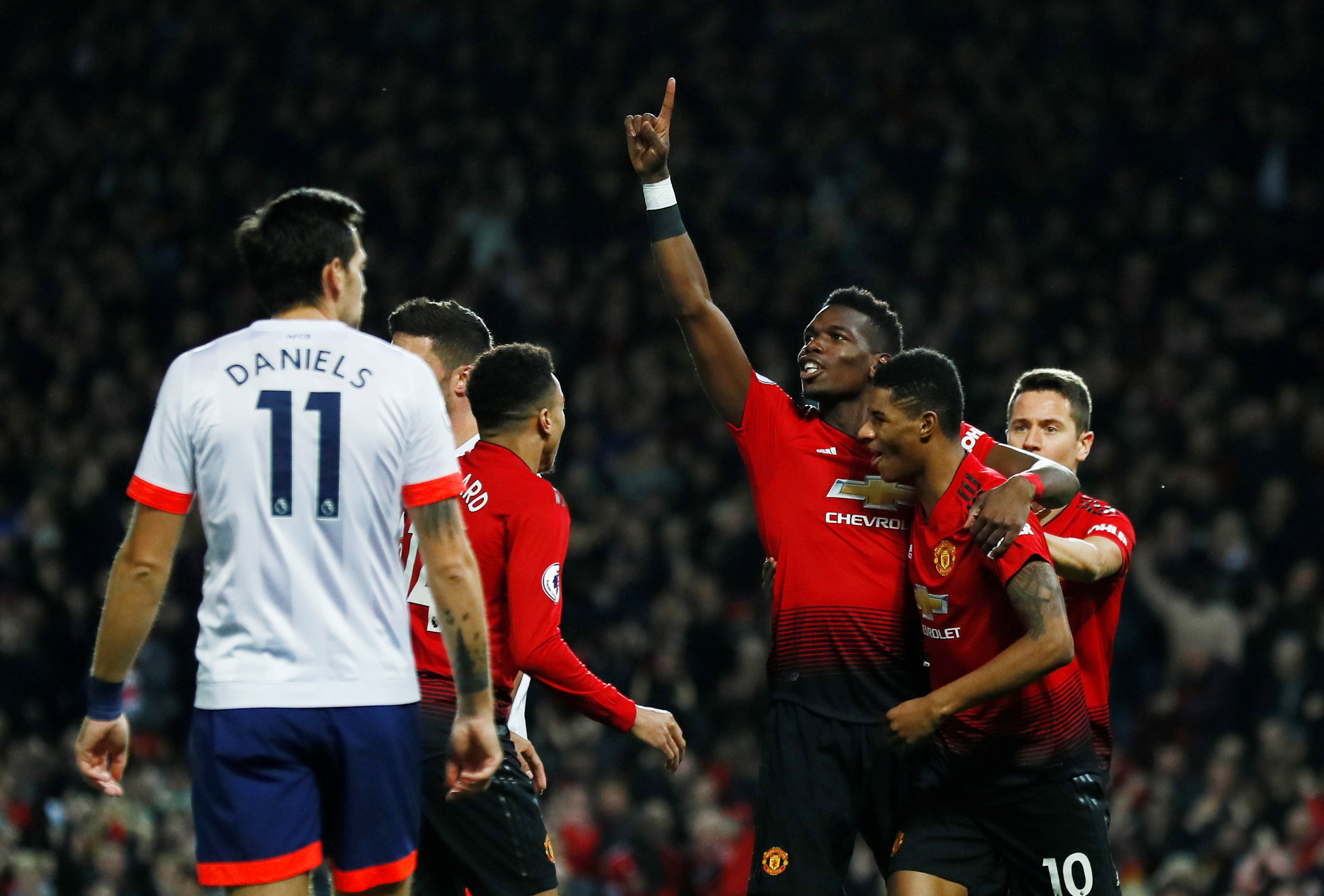 与萨内的重 与萨内的重